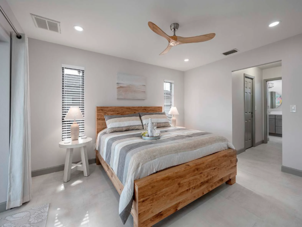 Exquisite Vacation Home in Cape Coral with Boat Access